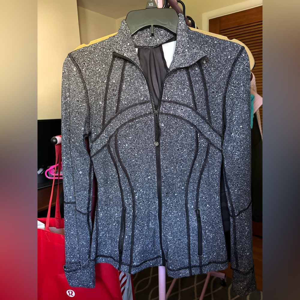 Women's Lululemon Black Speckled Define Jacket